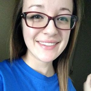 Meet your Posher, Leaanne